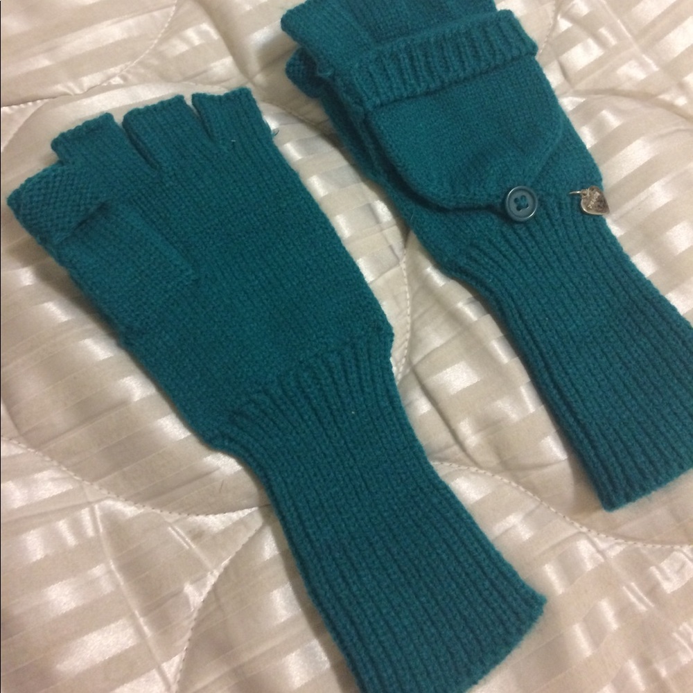 Green Mittens